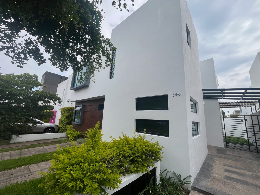 casa en condominio en renta en fraccionamiento la rioja