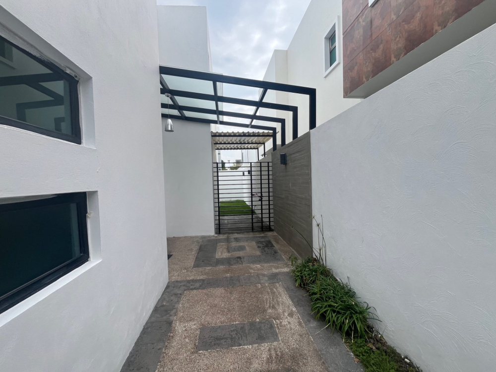 casa en condominio en renta en fraccionamiento la rioja