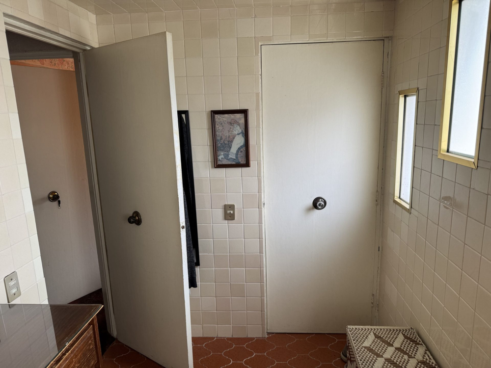 excelente casa en venta para actualizar,  con opción a poner cada recámara con baño lomas  verdes