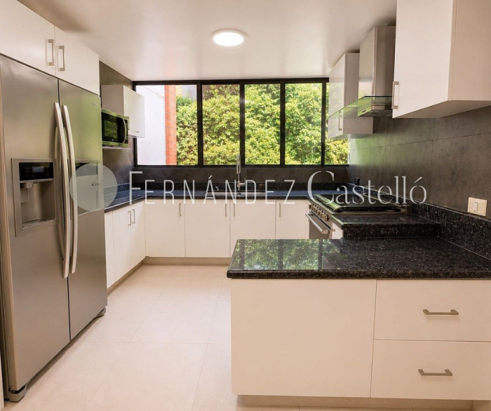 VENTA DEPARTAMENTO EN PARQUES  DE LA HERRADURA.