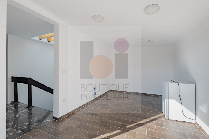 Casa En Renta En Cd. Satélite. En Cerrada. Remodelada. Doble Terraza