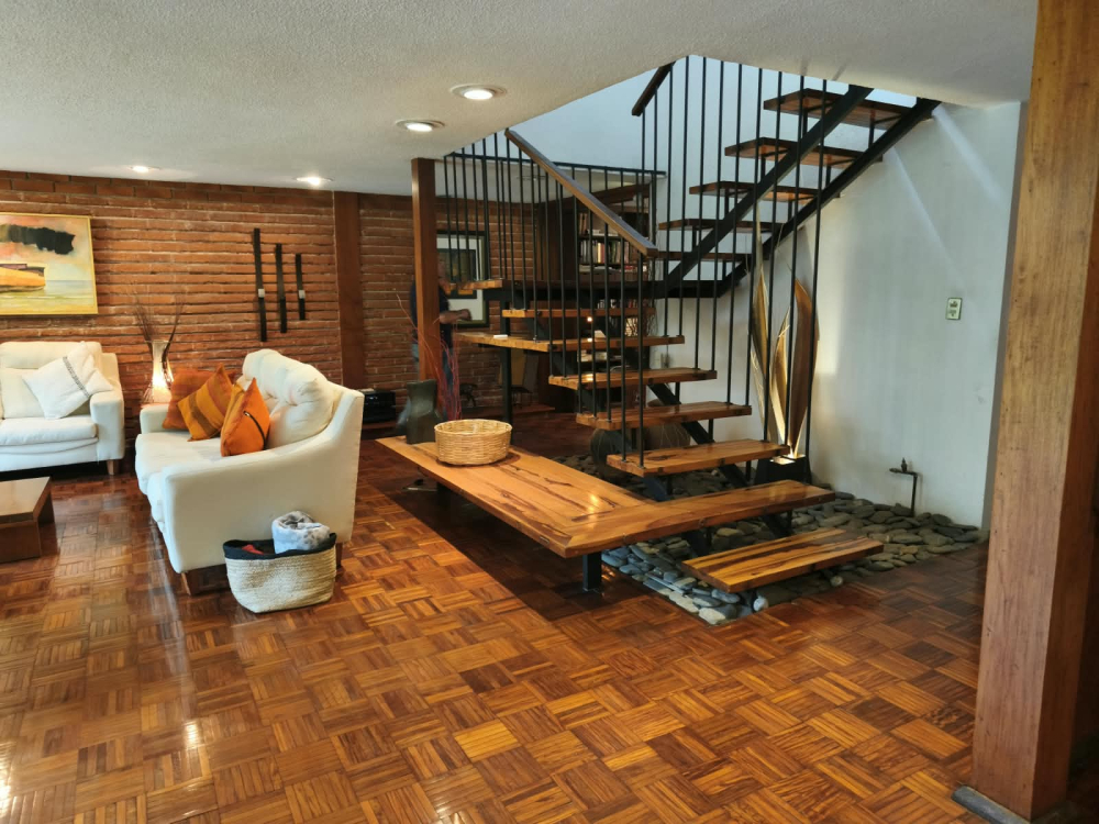 Casa En Venta En Las Águilas