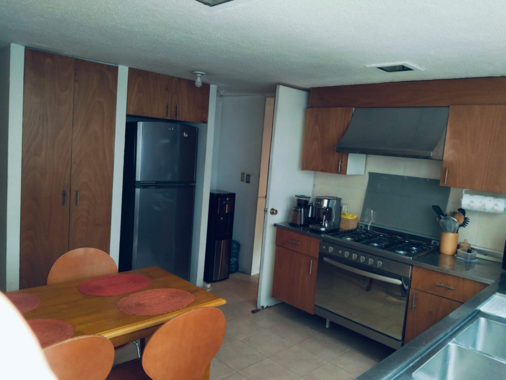 Casa En Venta En Las Águilas