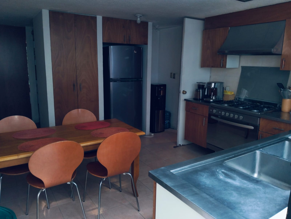Casa En Venta En Las Águilas