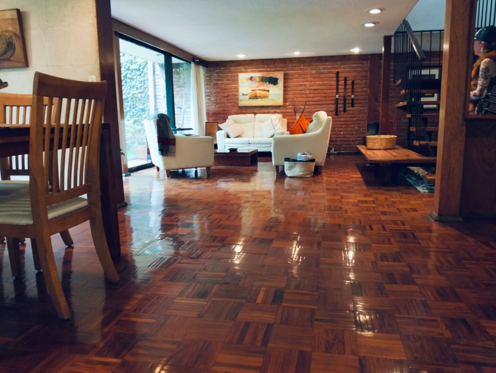 Casa En Venta En Las Águilas