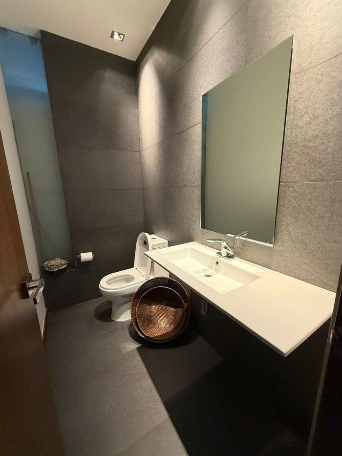 residencia en venta en jardines del pedregal con espectacular jardin y terraza