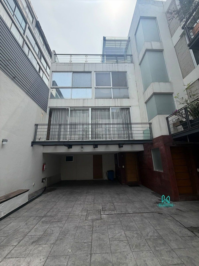 casa en condominio en venta con roof garden privado en san miguel chapultepec