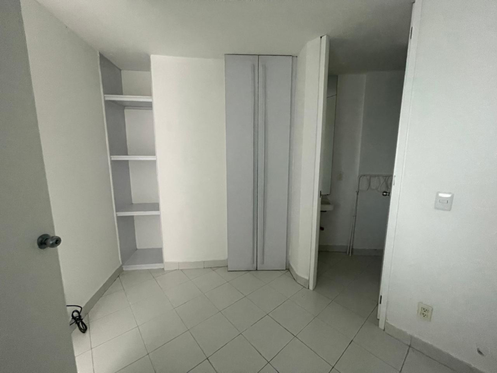 DEPARTAMENTO EN RENTA EN BOSQUES DE LAS LOMAS
