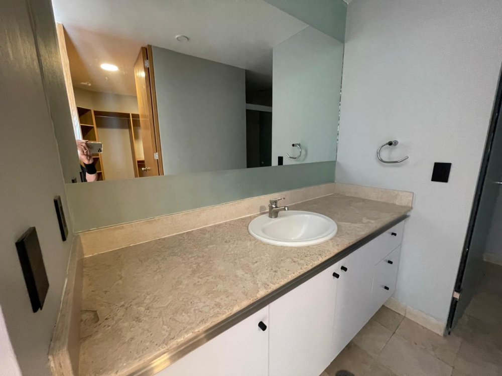 DEPARTAMENTO EN RENTA EN BOSQUES DE LAS LOMAS