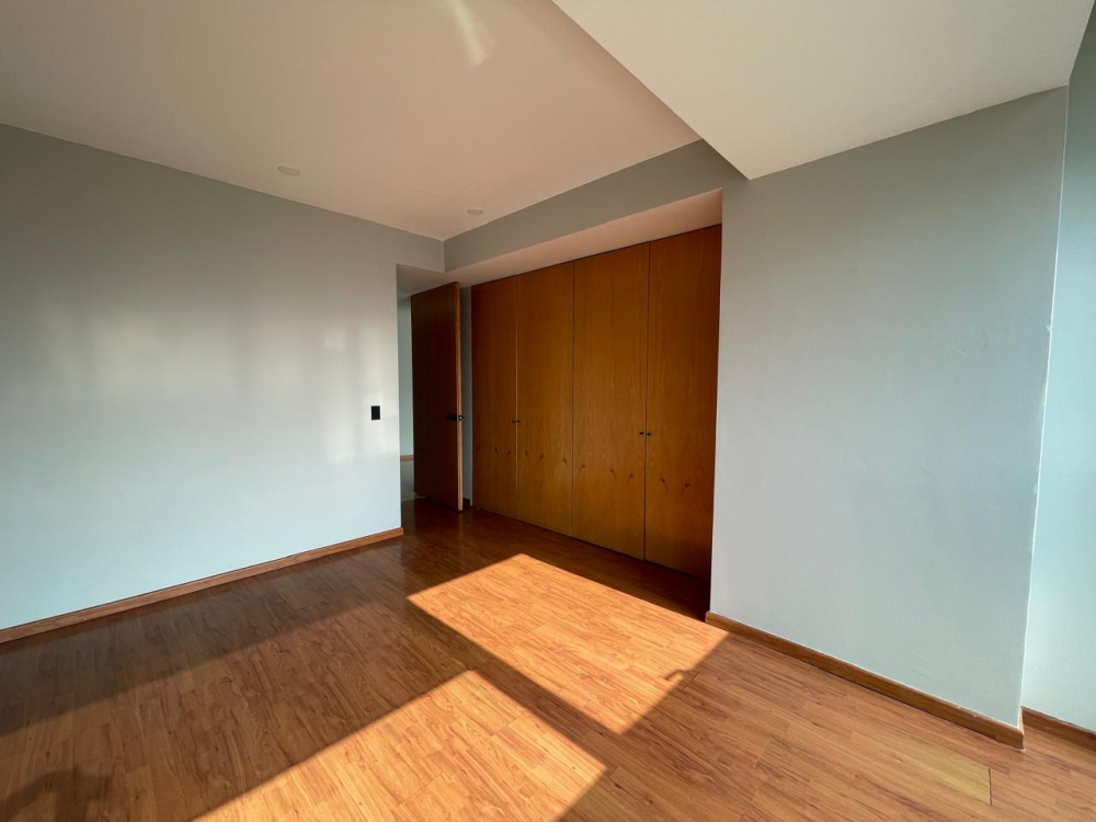 DEPARTAMENTO EN RENTA EN BOSQUES DE LAS LOMAS