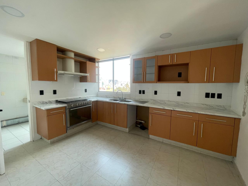 DEPARTAMENTO EN RENTA EN BOSQUES DE LAS LOMAS