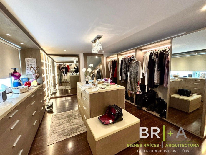 casa en venta lomas anáhuac con terraza y jardín