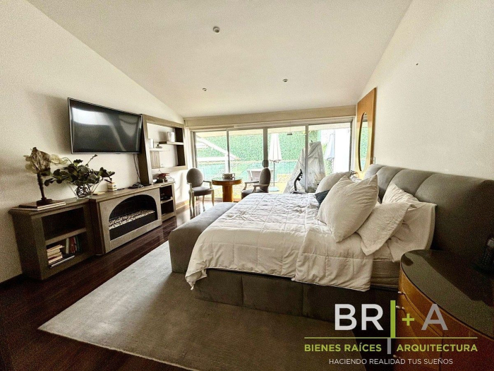 casa en venta lomas anáhuac con terraza y jardín
