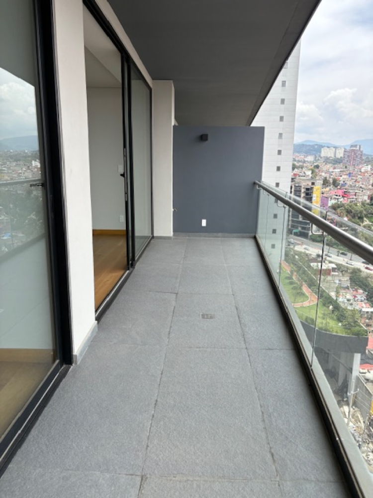 DEPARTAMENTO EN Renta EN BOSQUES DE LAS LOMAS CON TERRAZA