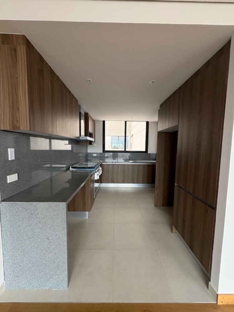 DEPARTAMENTO EN Renta EN BOSQUES DE LAS LOMAS CON TERRAZA