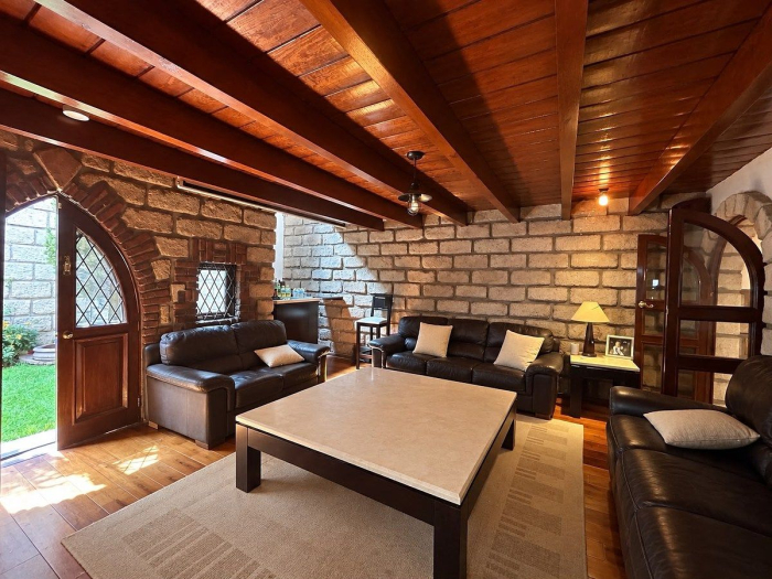 CASA AMUEBLADA  EN RENTA BARRIO SAN FRANCISCO