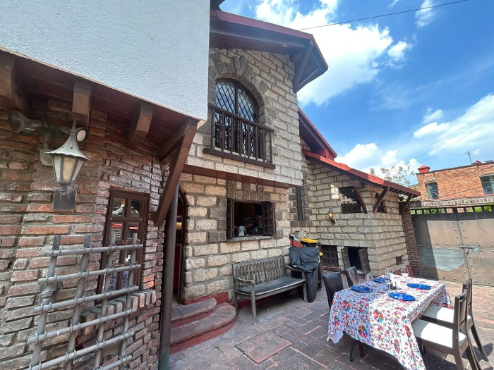 CASA AMUEBLADA  EN RENTA BARRIO SAN FRANCISCO