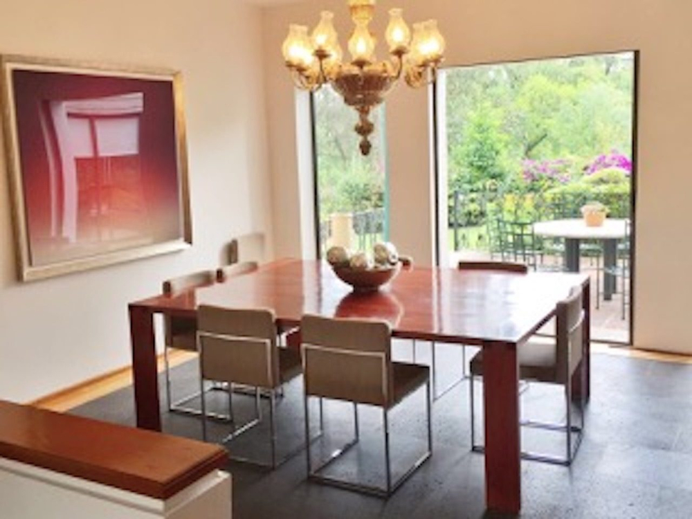 casa en venta en lomas santa fe en privada vigilada 24/7, con gran jardin 
