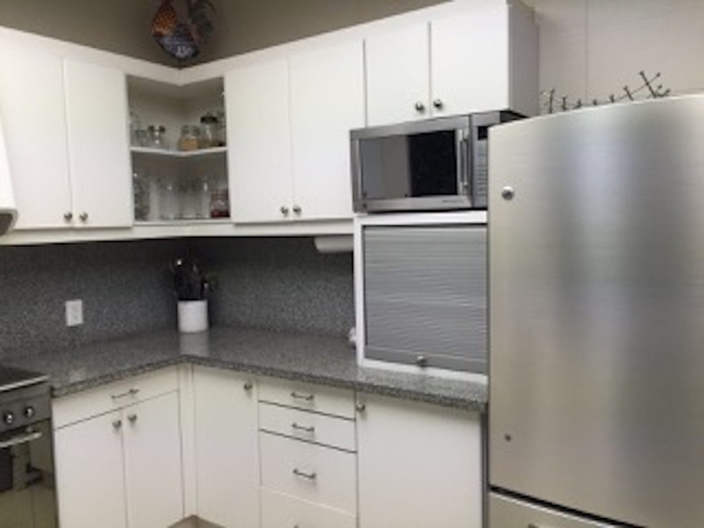 casa en venta en lomas santa fe en privada vigilada 24/7, con gran jardin 