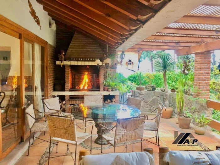 Renta Valle De Bravo  Casa En Condominio Amueblada. Avándaro