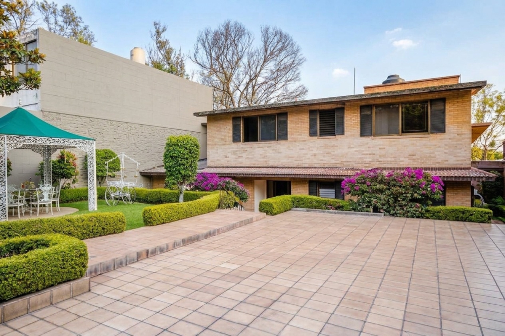 casa en venta en lomas altas miguel hidalgo