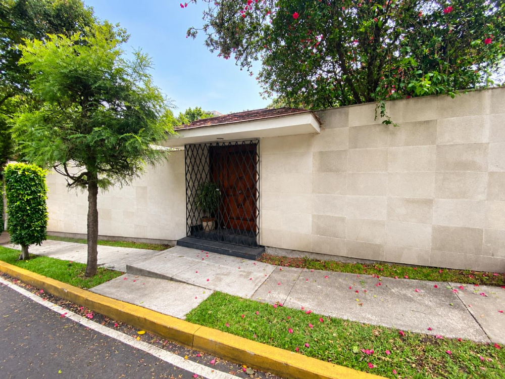 Casa En Venta En Bosque De Las Lomas