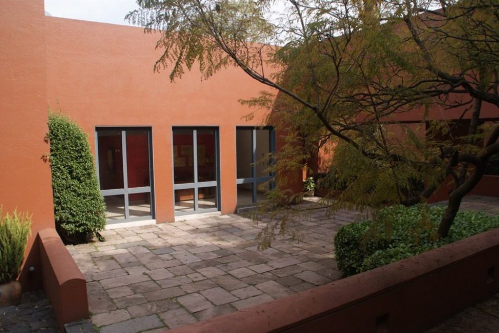 CASA EN VENTA EN BOSQUE DE LAS LOMAS 