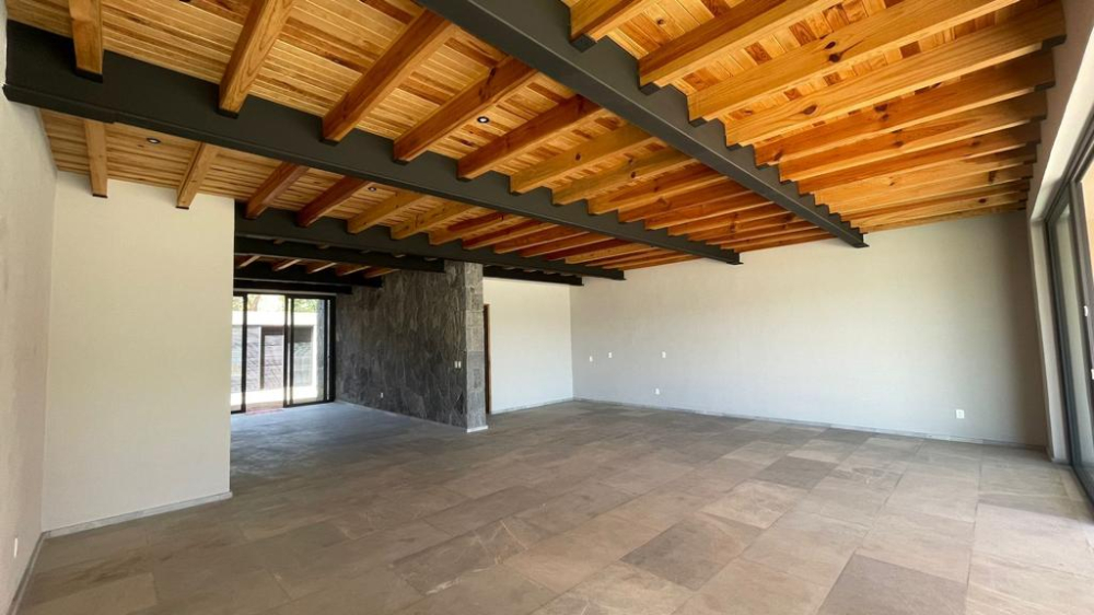casa en venta y renta en valle de bravo
