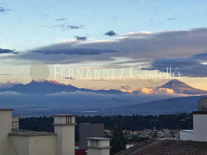 venta terreno con construcción en contadero en calle privada
