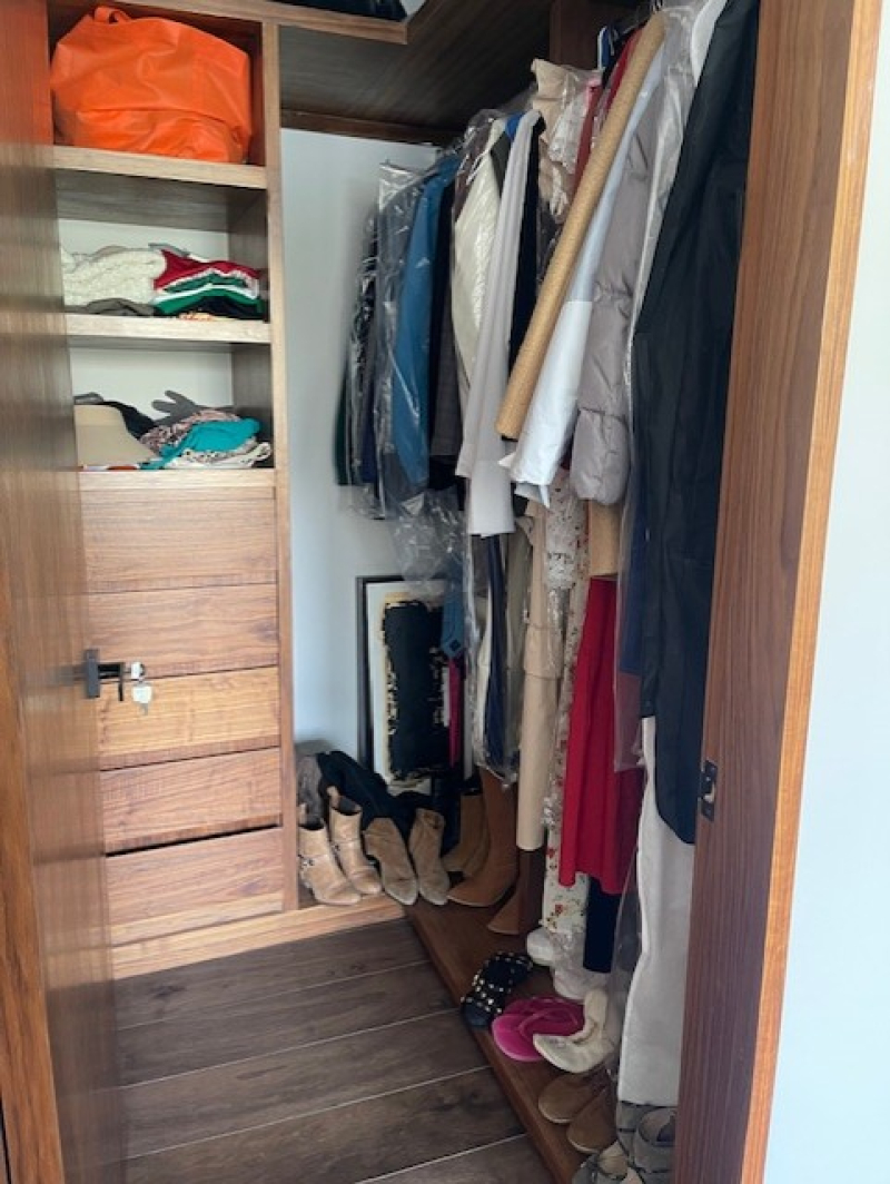DEPARTAMENTO EN VENTA - 2 PISOS -AMUEBLADO Y EQUIPADO CON TERRAZA - PUNTA P�?RGOLA - BOSQUE REAL