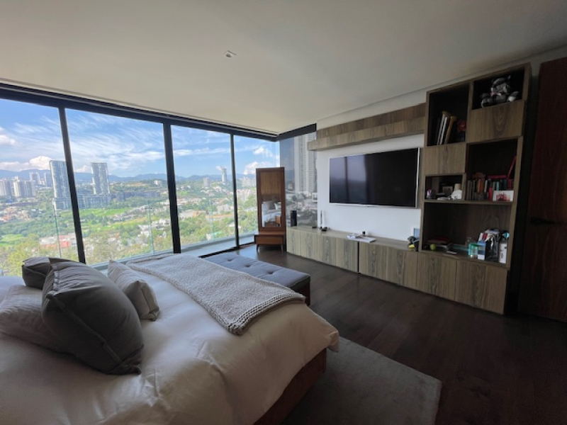 DEPARTAMENTO EN VENTA - 2 PISOS -AMUEBLADO Y EQUIPADO CON TERRAZA - PUNTA P�?RGOLA - BOSQUE REAL
