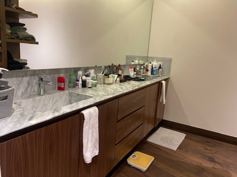 DEPARTAMENTO EN VENTA - 2 PISOS -AMUEBLADO Y EQUIPADO CON TERRAZA - PUNTA P�?RGOLA - BOSQUE REAL