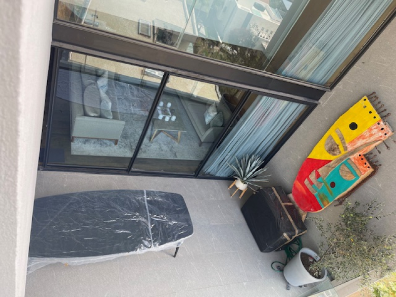 DEPARTAMENTO EN VENTA - 2 PISOS -AMUEBLADO Y EQUIPADO CON TERRAZA - PUNTA P�?RGOLA - BOSQUE REAL