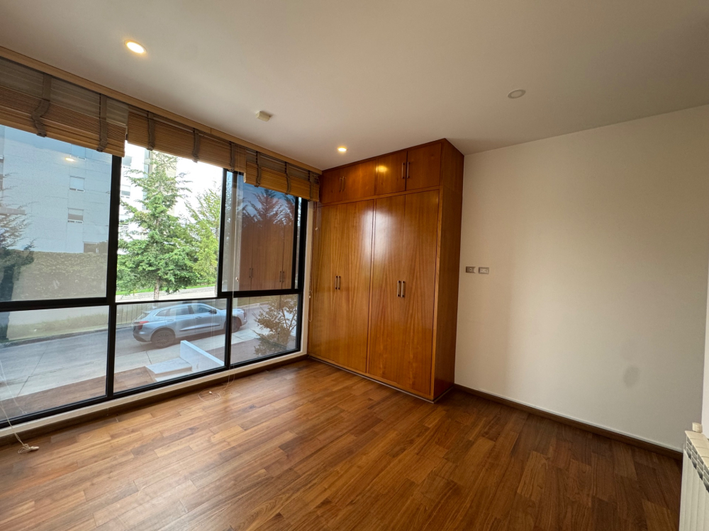 casa en renta con jardin y salida al campo de golf -bosque real