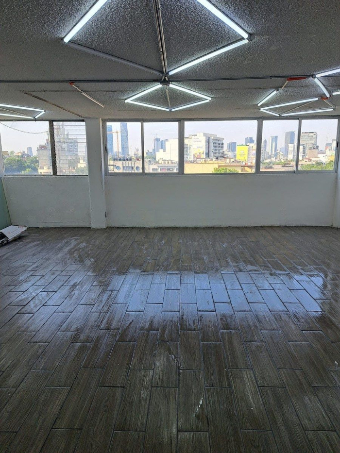OFICINA EN VENTA EXCELENTE UBICACI�?N