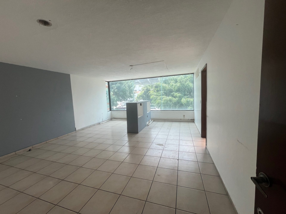 casa en venta sobre avila camacho uso mixto guadalajara