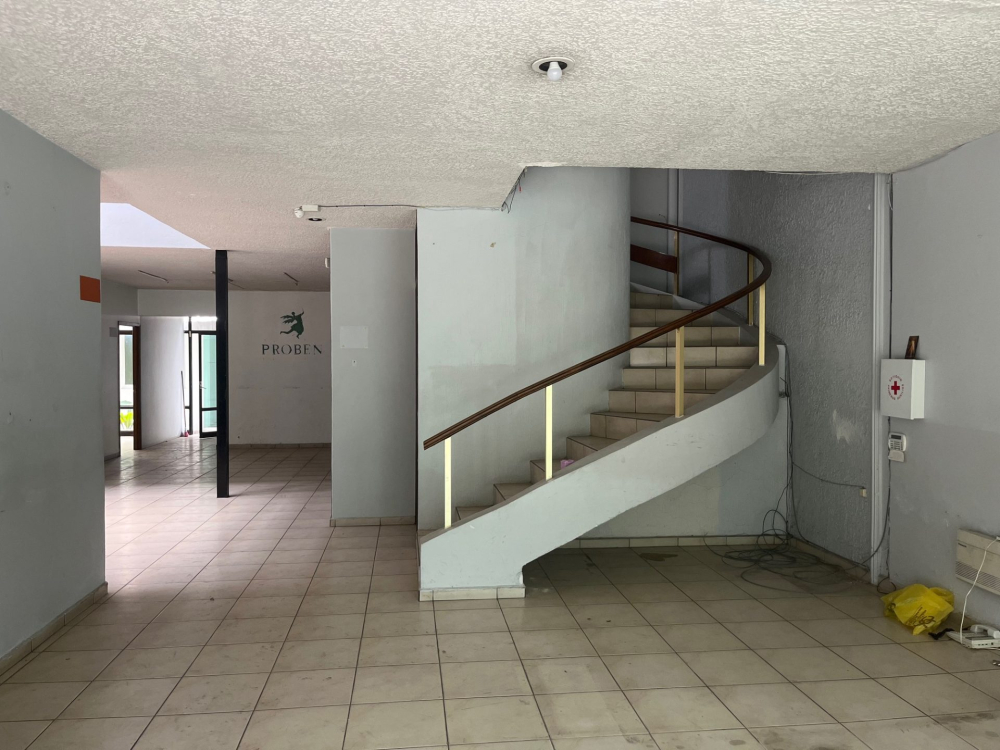 casa en venta sobre avila camacho uso mixto guadalajara