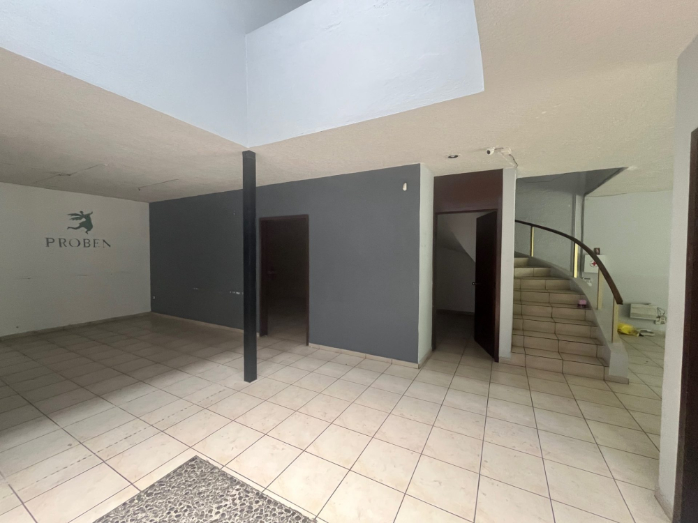 casa en venta sobre avila camacho uso mixto guadalajara