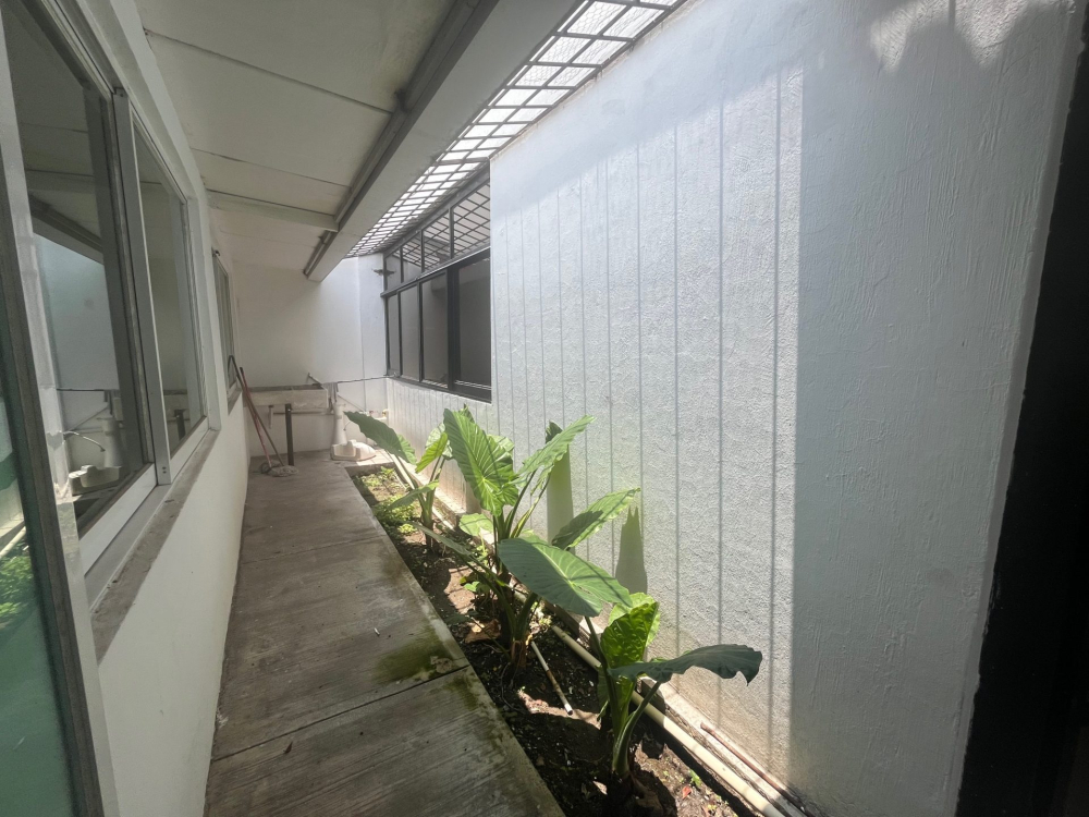 casa en venta sobre avila camacho uso mixto guadalajara