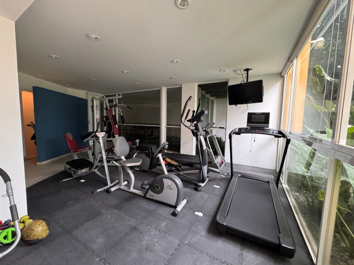 venta de departamento parte baja de las águilas