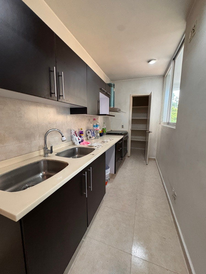 venta de departamento parte baja de las águilas
