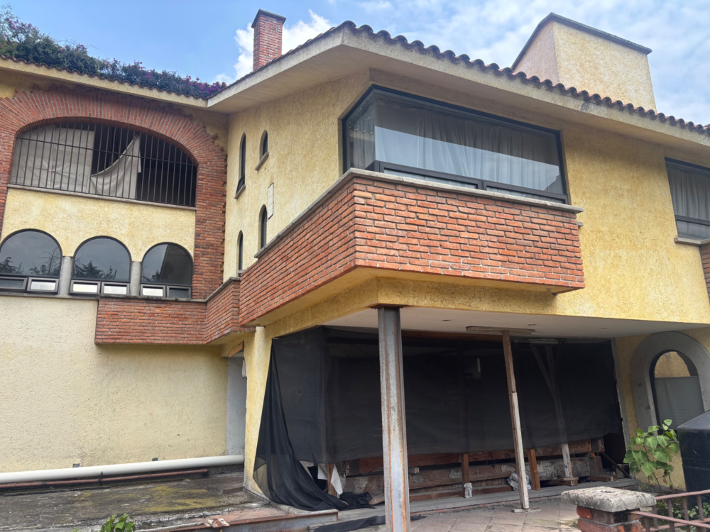 casa para terminar en bosques de las lomas, excelente vista y ubicacion