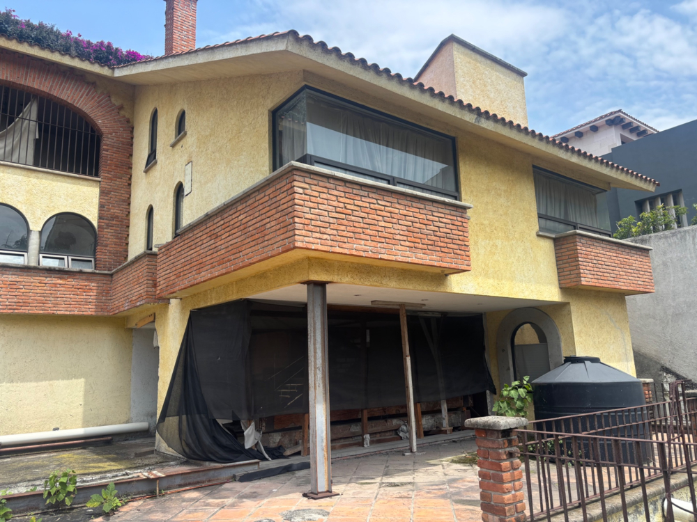 casa para terminar en bosques de las lomas, excelente vista y ubicacion