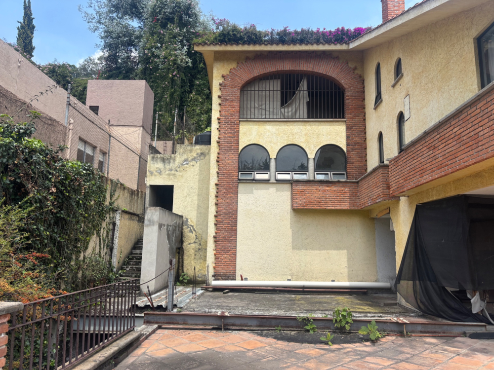 casa para terminar en bosques de las lomas, excelente vista y ubicacion