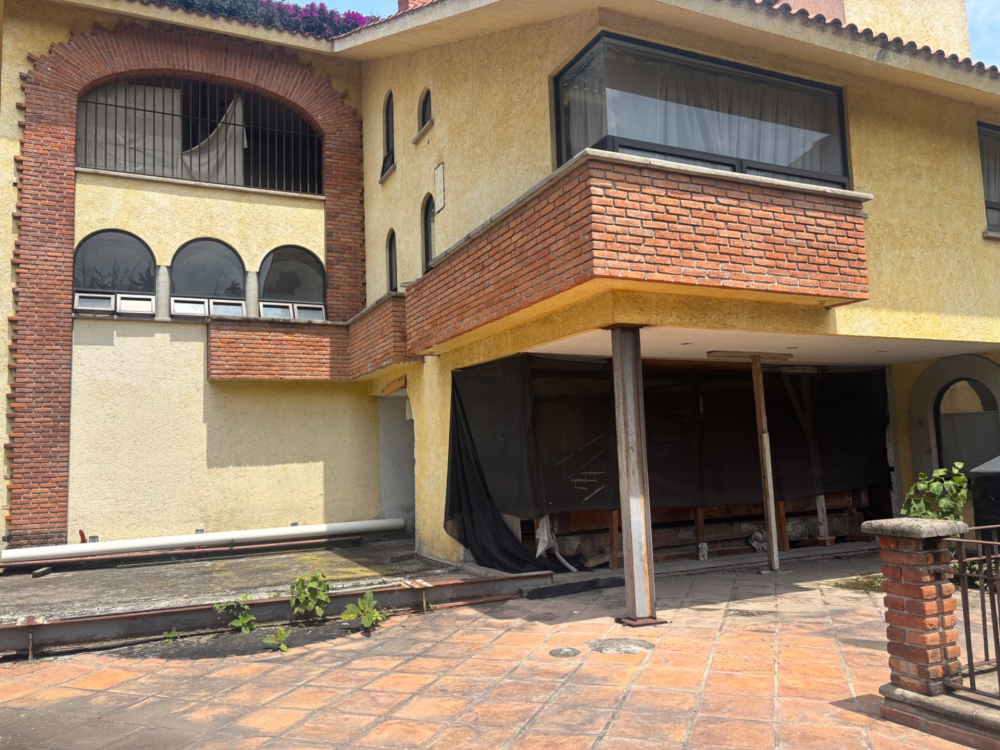 casa para terminar en bosques de las lomas, excelente vista y ubicacion