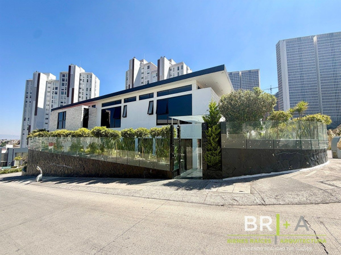 Casa en venta en Bosque Real