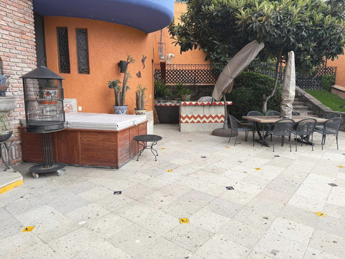 casa en venta en calle cerrada, lomas hipodromo