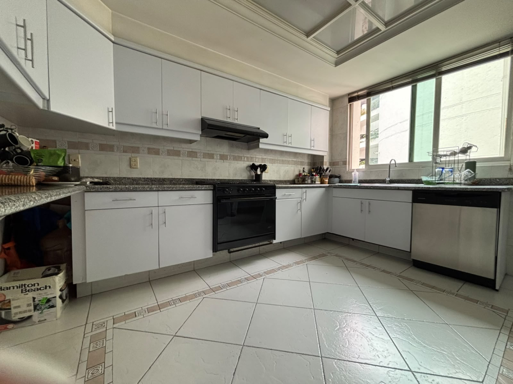 Departamento En Venta En Avenida Club De Golf