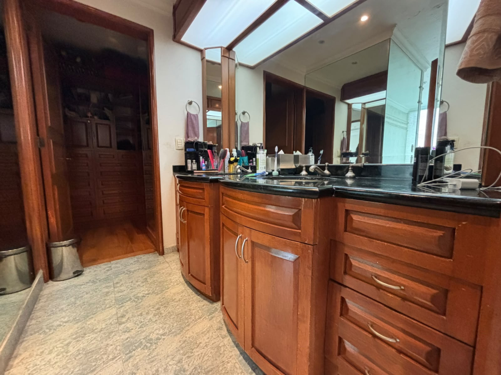 Departamento En Venta En Avenida Club De Golf