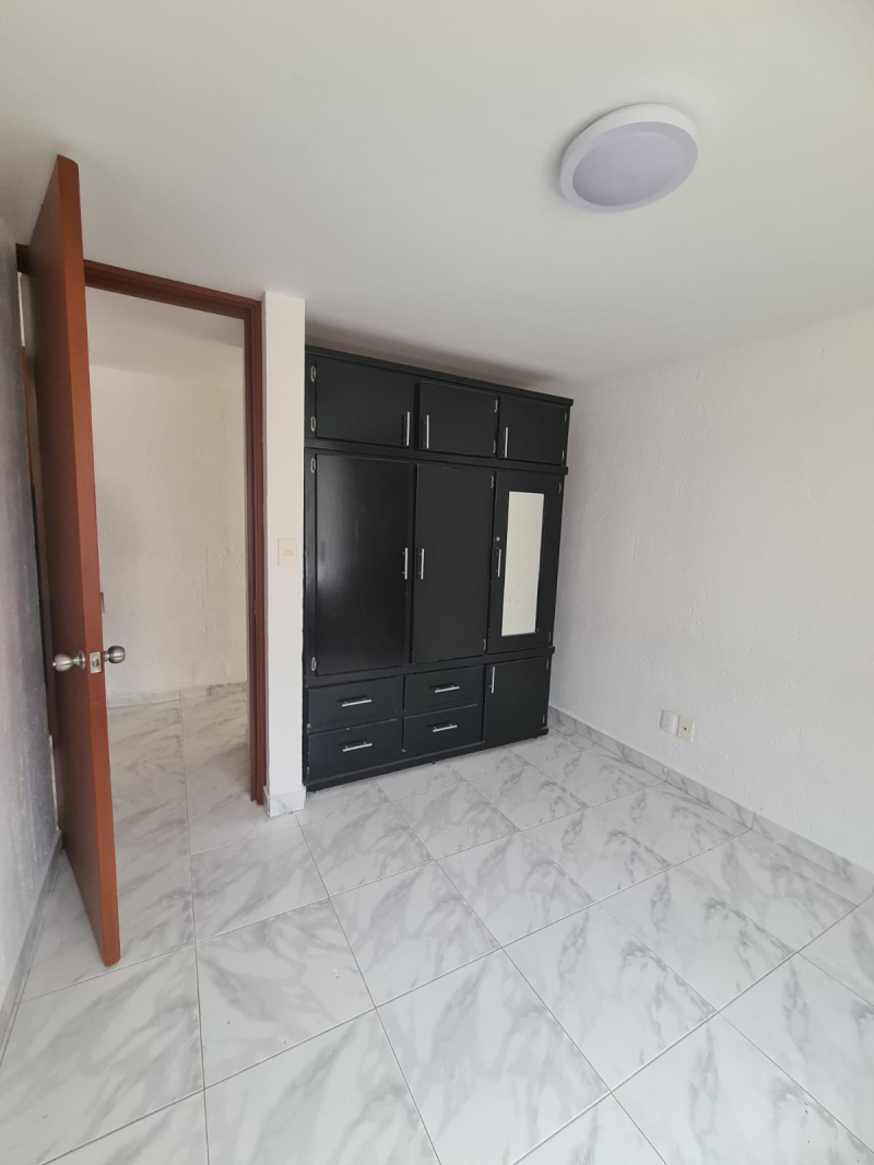 se renta departamento en santa cruz del monte naucalpan de juarez